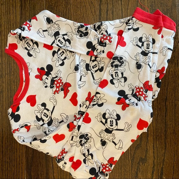 3 Sets of 2T Long Sleeve Minnie Mouse Pajamas - Picture 4 of 5